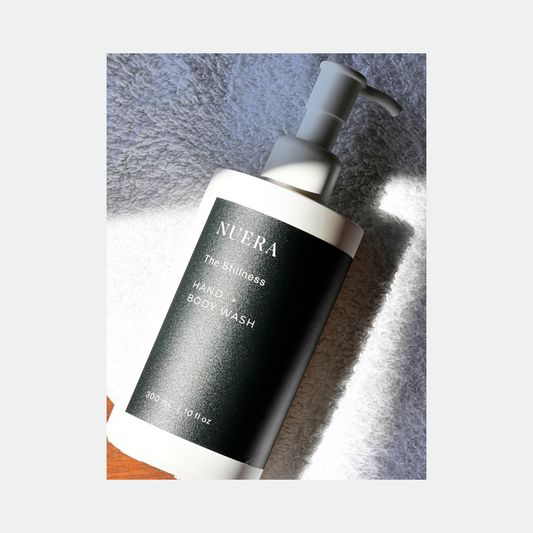 THE STILLNESS                                                                                                                                                                   HAND + BODY WASH