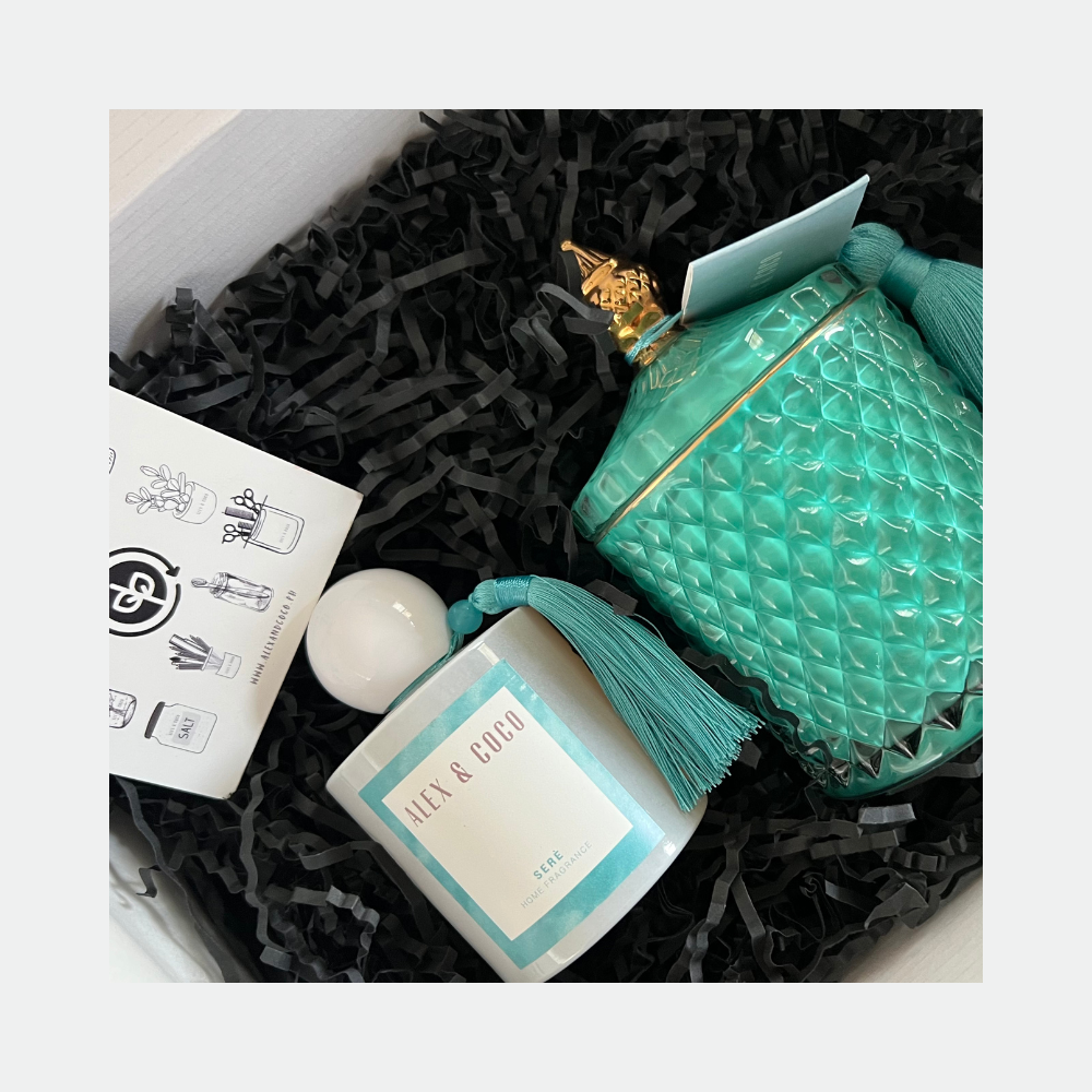 WHITE SERIES CANDLE & LINEN SPRAY SET